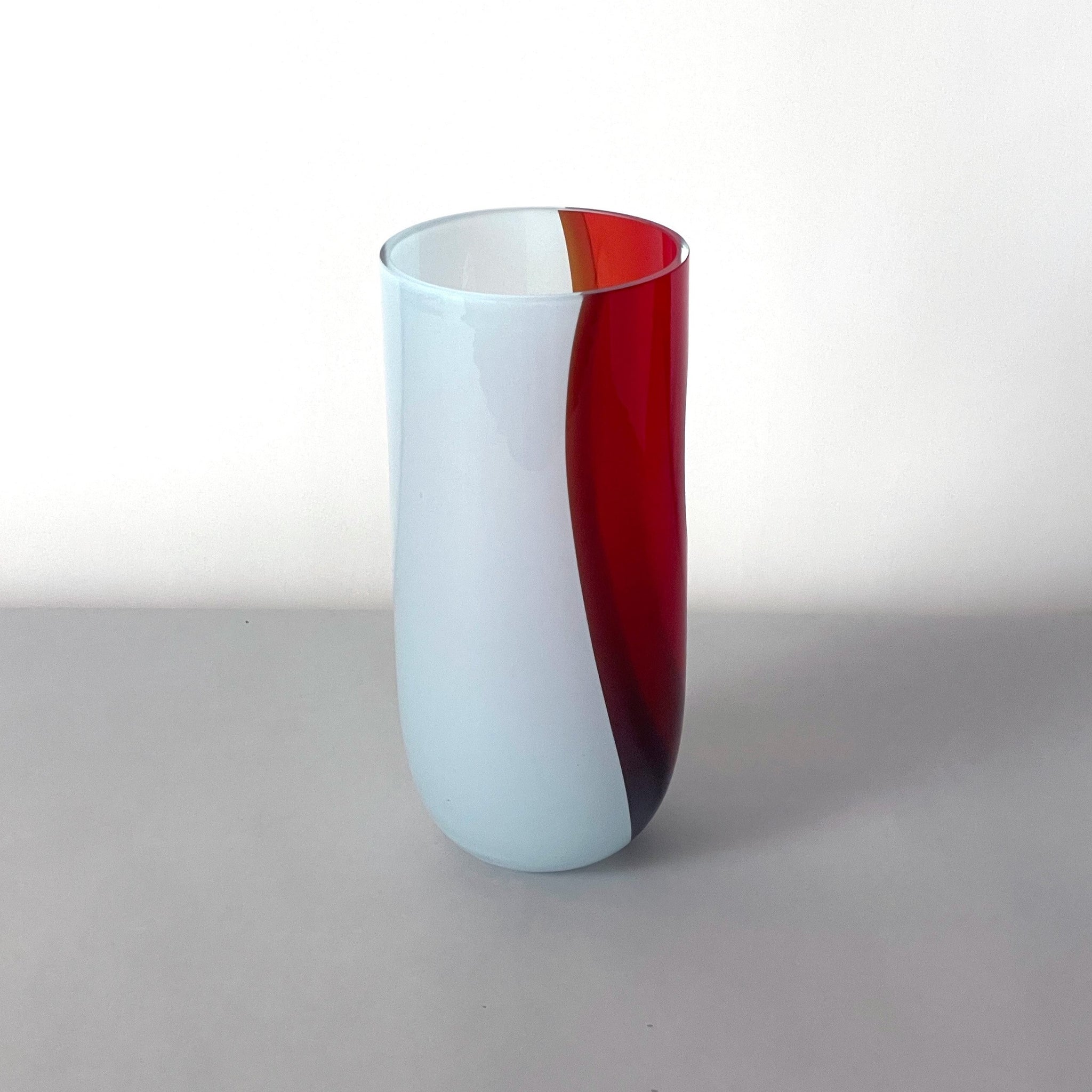 ECLIPSE Vase, Tall, Strawberry Red- Soft Blue