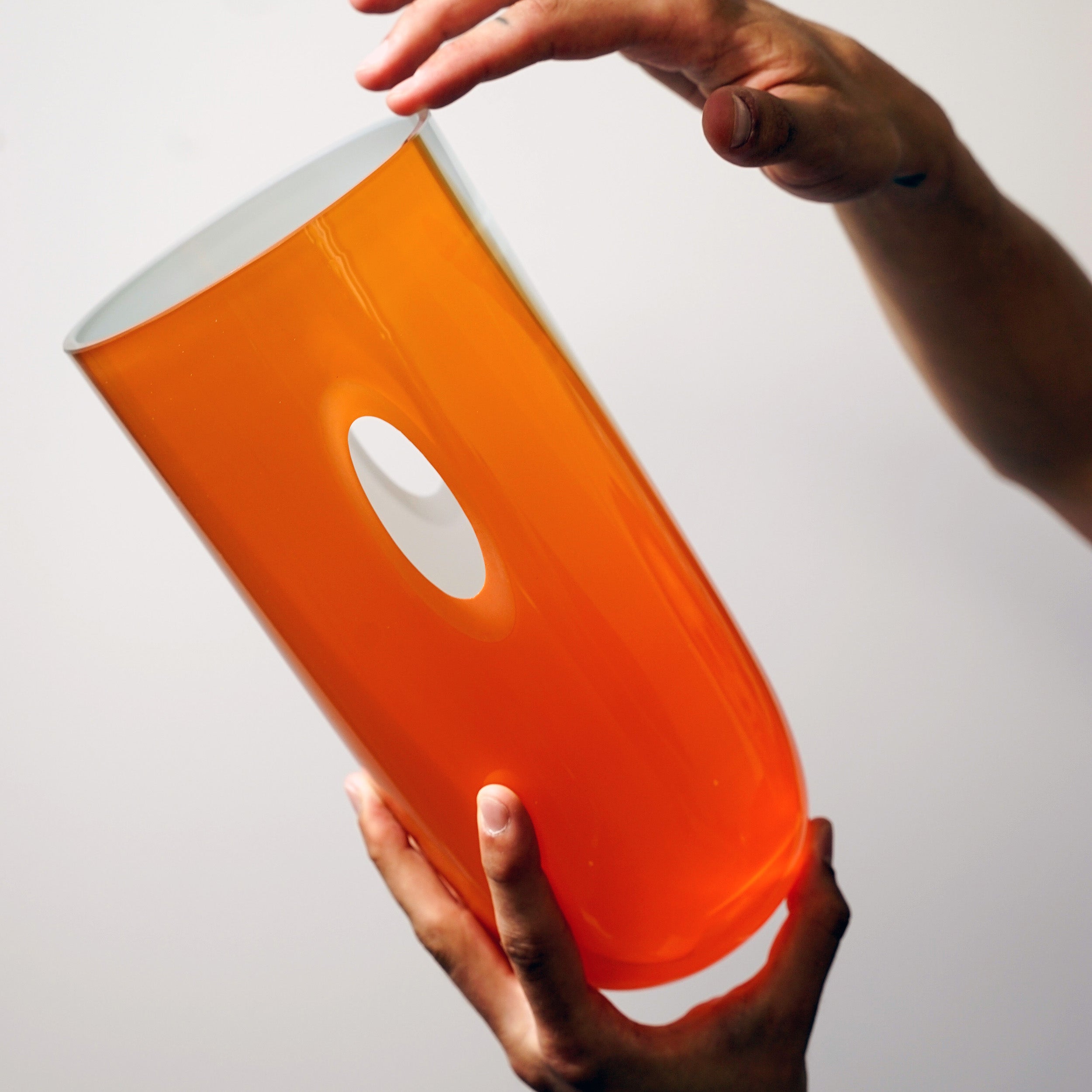 Eclipse_Vase_Orange-blue_Tall