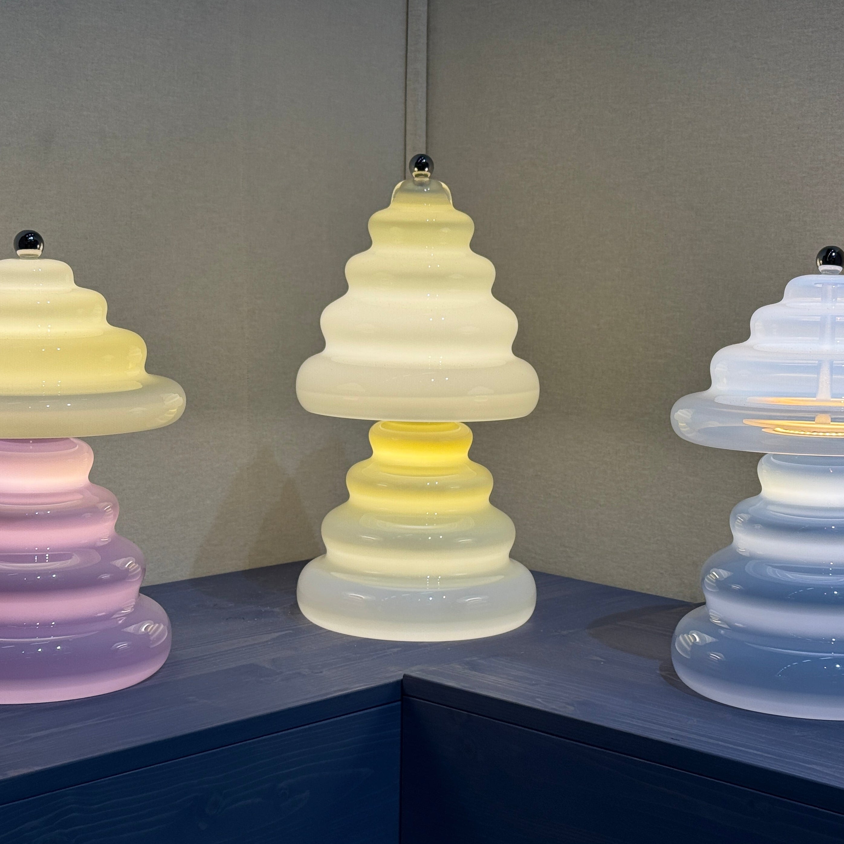 Pulsar_Lamp_Ursula_Futura_Trio_Yellow_Pink_Blue_Exhibition