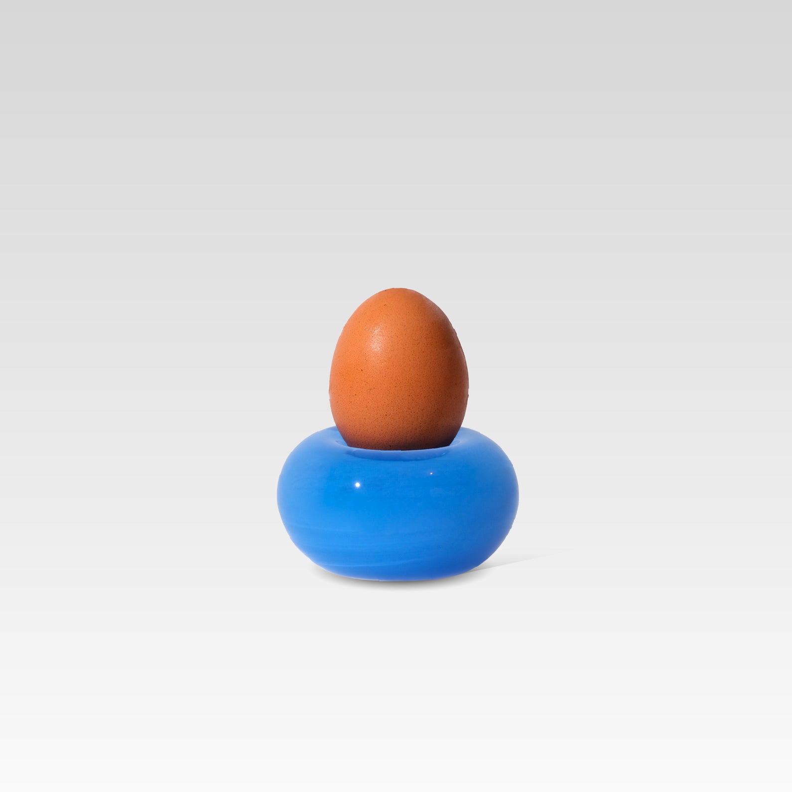 BOUNCE Egg Cup Blue