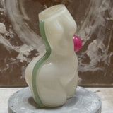 A video of the futura air vase rotating on the spot in an anticlockwise direction.